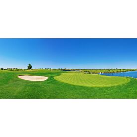 Lakeside Green and Sand Trap