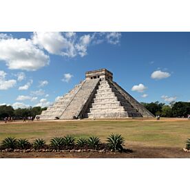 Kukulcan Pyramid Chichen Itza 6982 Wallpaper Wall Mural